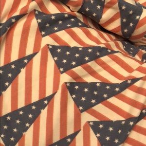 One Size Americana LulaRoe
